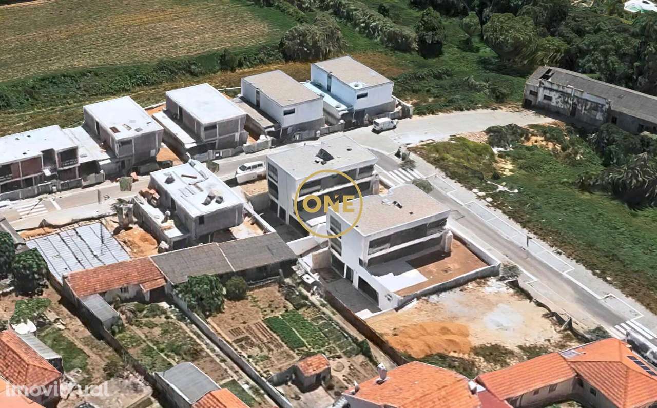 Moradia Exclusiva T3 LOTE 3, Deslumbrante em São Félix da Marinha - Grande imagem: 3/11