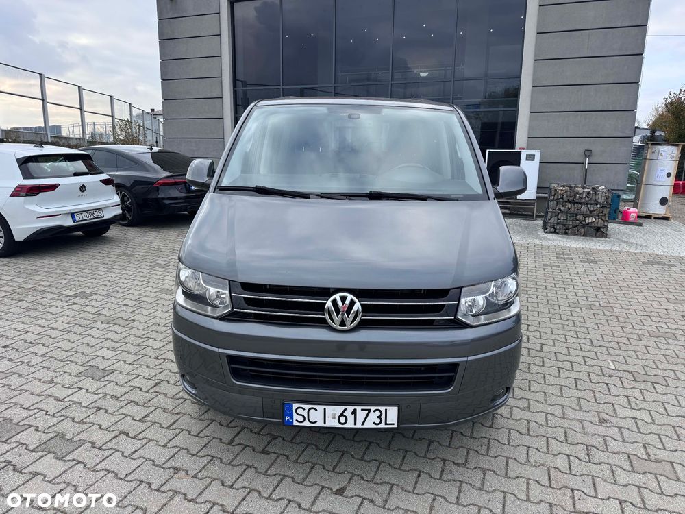 Volkswagen Caravelle - 5