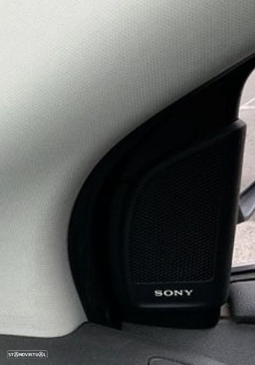 Ford Focus 1.0 SCTi Titanium - 8