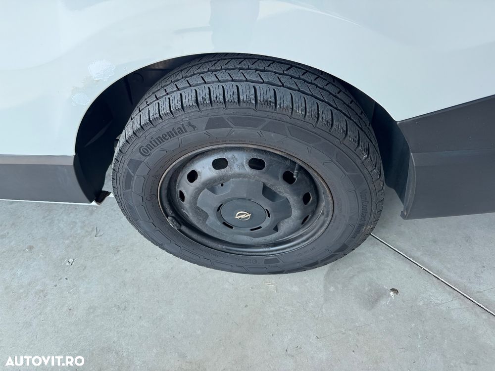 Opel Vivaro - 30