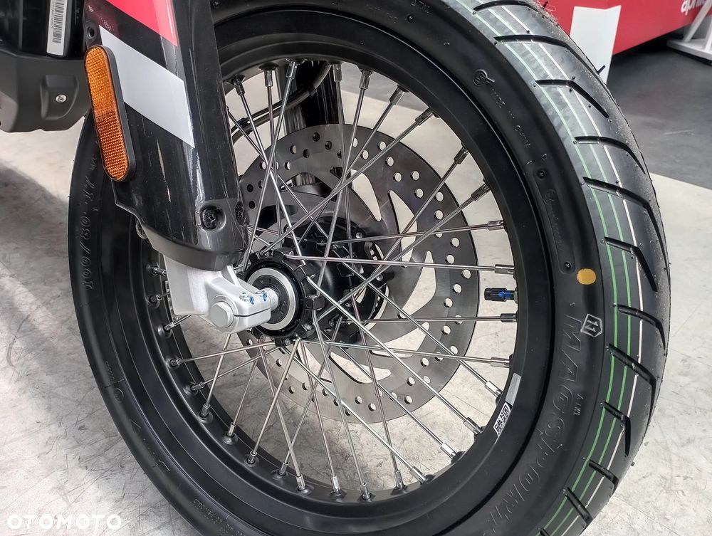 Aprilia SX - 10