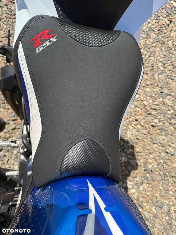 Suzuki GSX-R - 7