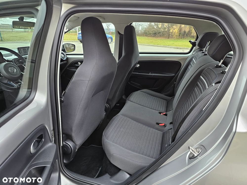 Volkswagen up! - 6