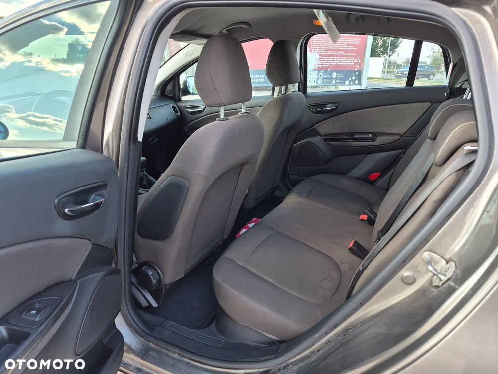 Fiat Bravo 1.9 Multijet Dynamic - 11