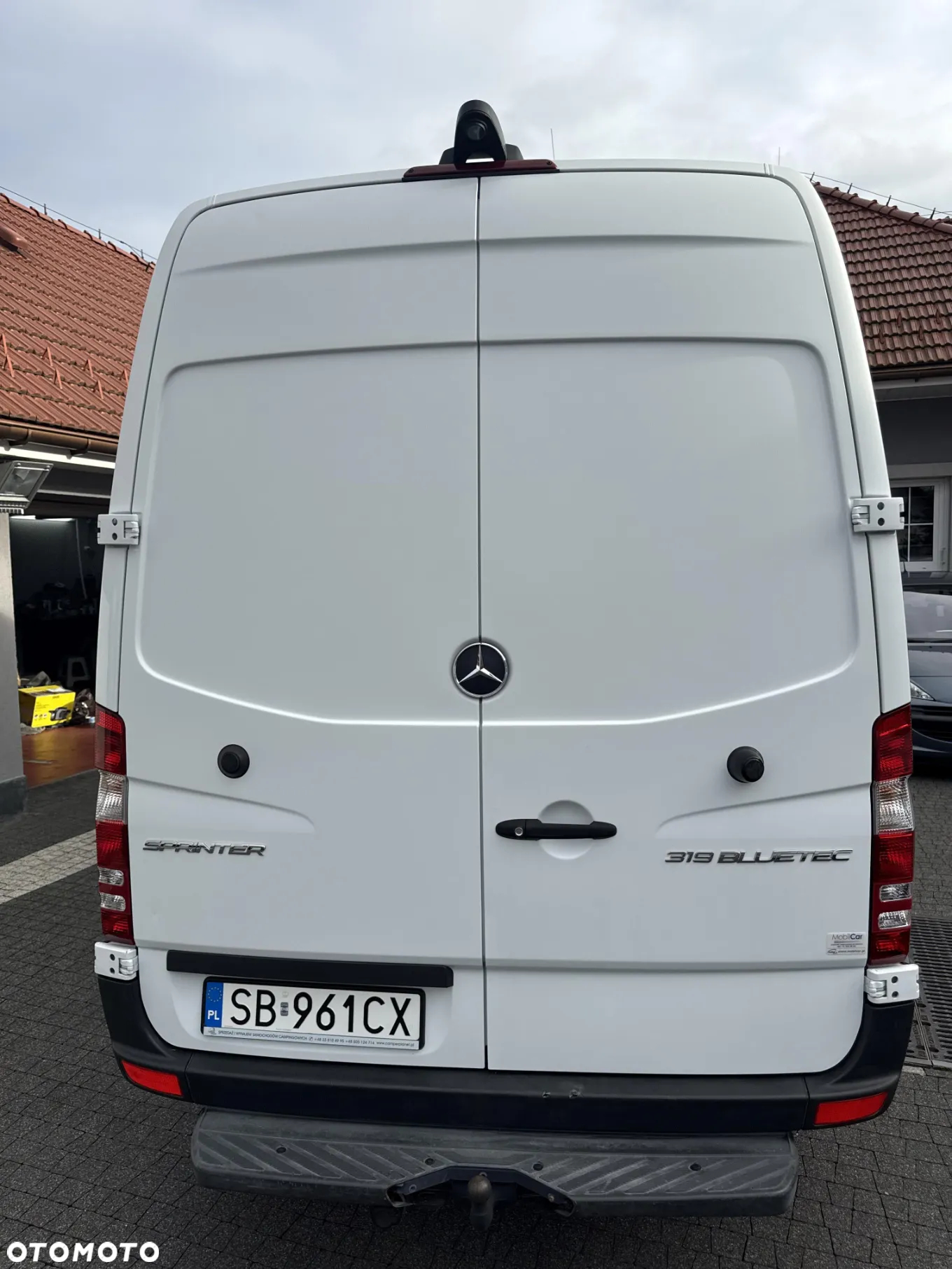 Mercedes-Benz Sprinter 319 CDI (BlueTec) 906.233 7G-TRONIC Plus - 10