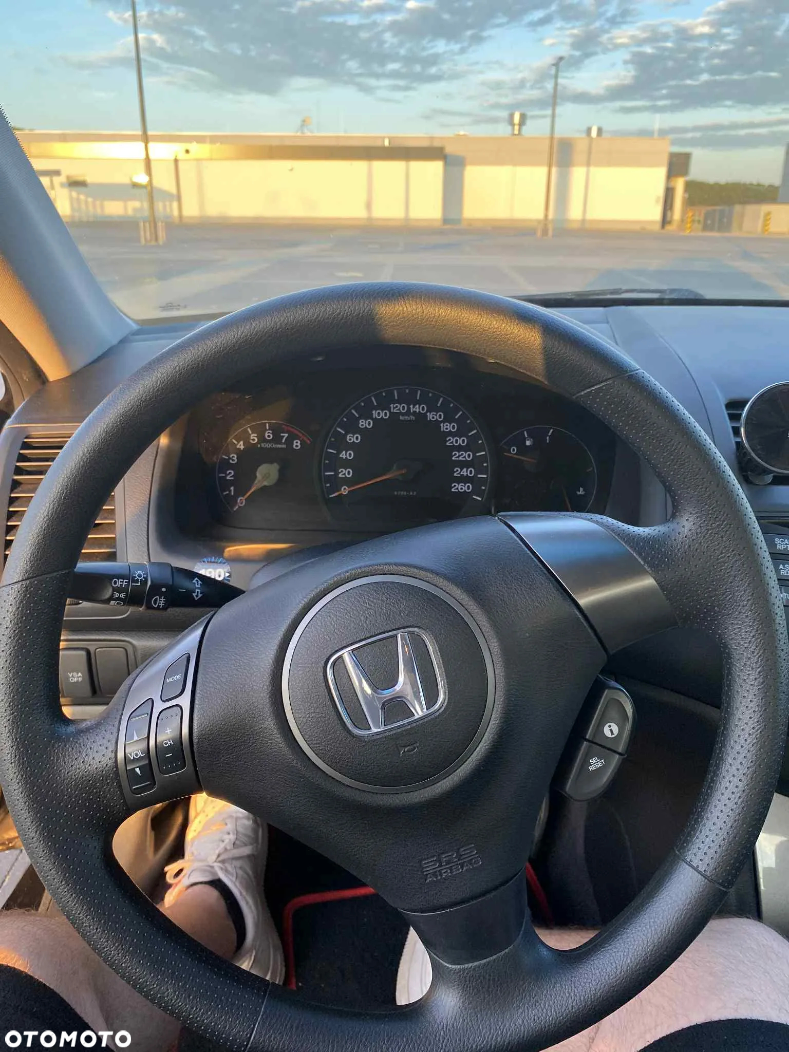Honda Accord 2.0 Comfort - 12
