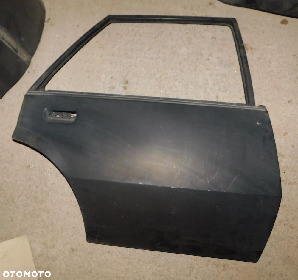 drzwi prawe tył OPEL CORSA ASCONA C NOWE