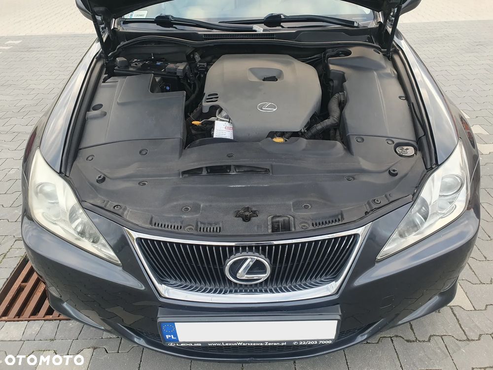 Lexus IS 220 D Prestige - 13