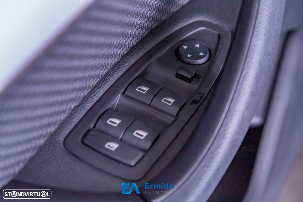 BMW X1 16 d sDrive Auto - 41