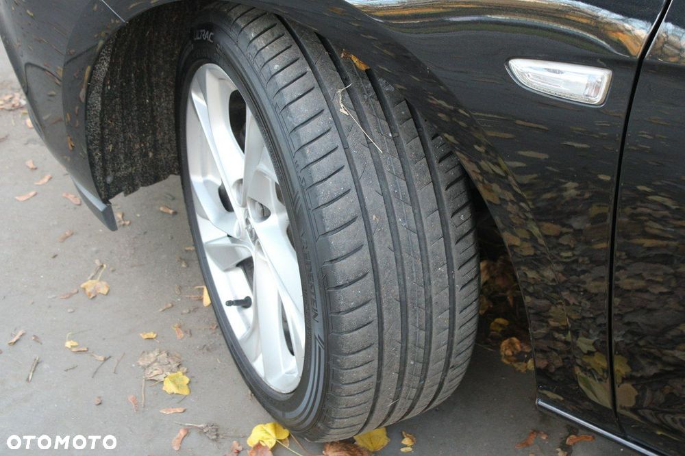 Opel Astra 1.4 Turbo Edition - 33