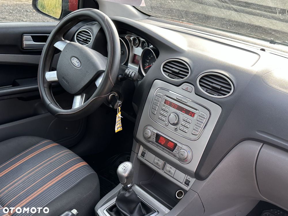 Ford Focus - 10