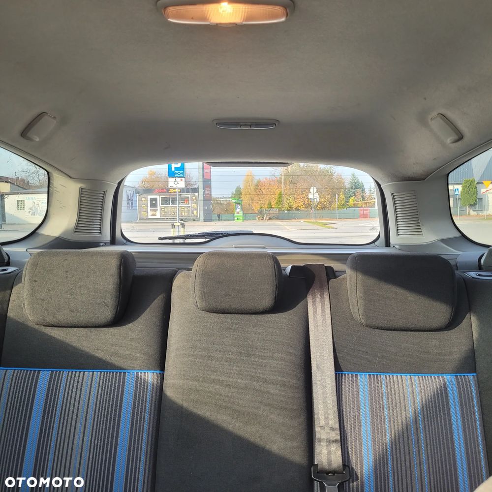 Ford Focus 1.6 TDCi DPF Trend - 25