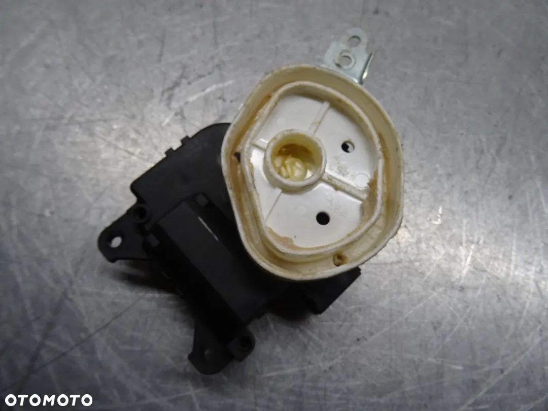 SUZUKI SWIFT IV MK6 1.3B SILNICZEK NAGRZEWNICY 113800-2320 - 1