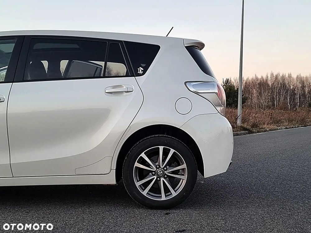 Toyota Verso 1.8 Edition - 15