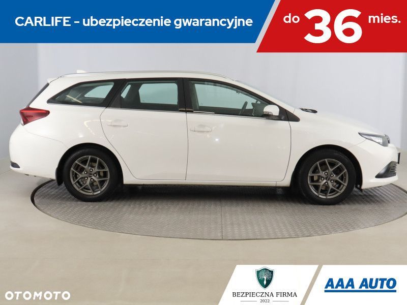 Toyota Auris - 8