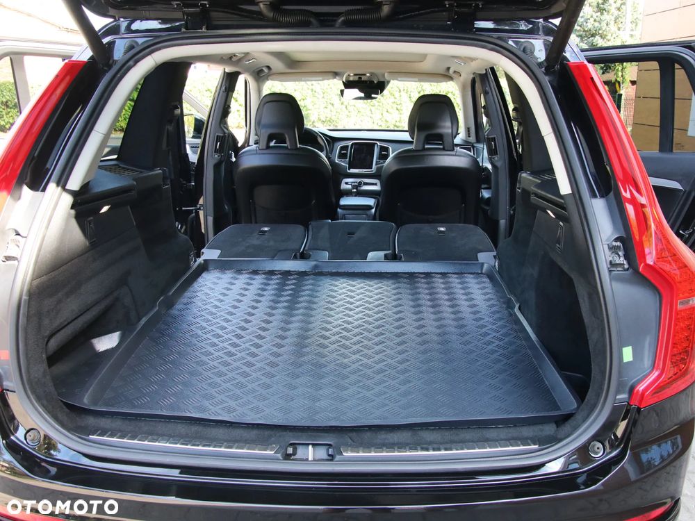 Volvo XC 90 T5 AWD Momentum - 27