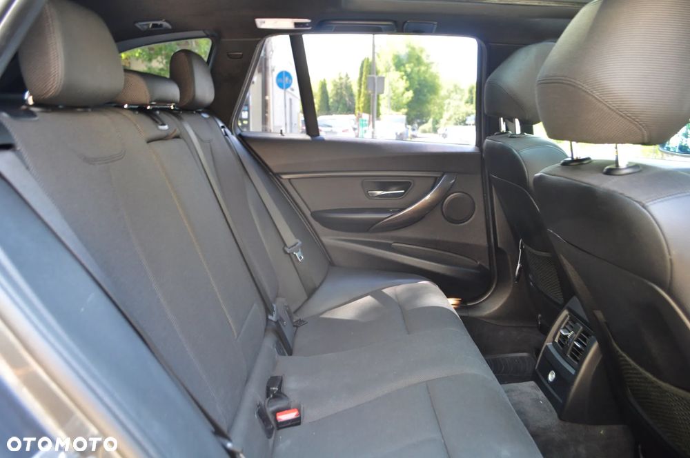 BMW Seria 3 - 11