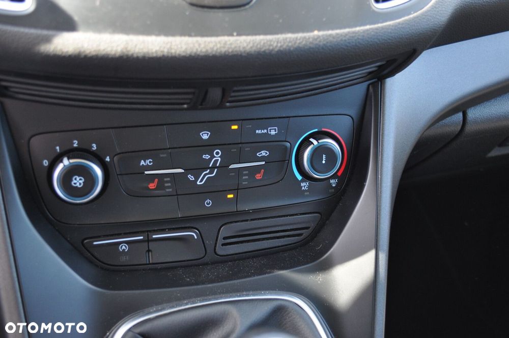 Ford Grand C-MAX - 16
