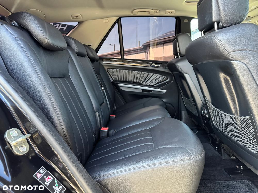 Mercedes-Benz ML 420 CDI 4Matic 7G-TRONIC DPF Edition 10 - 33