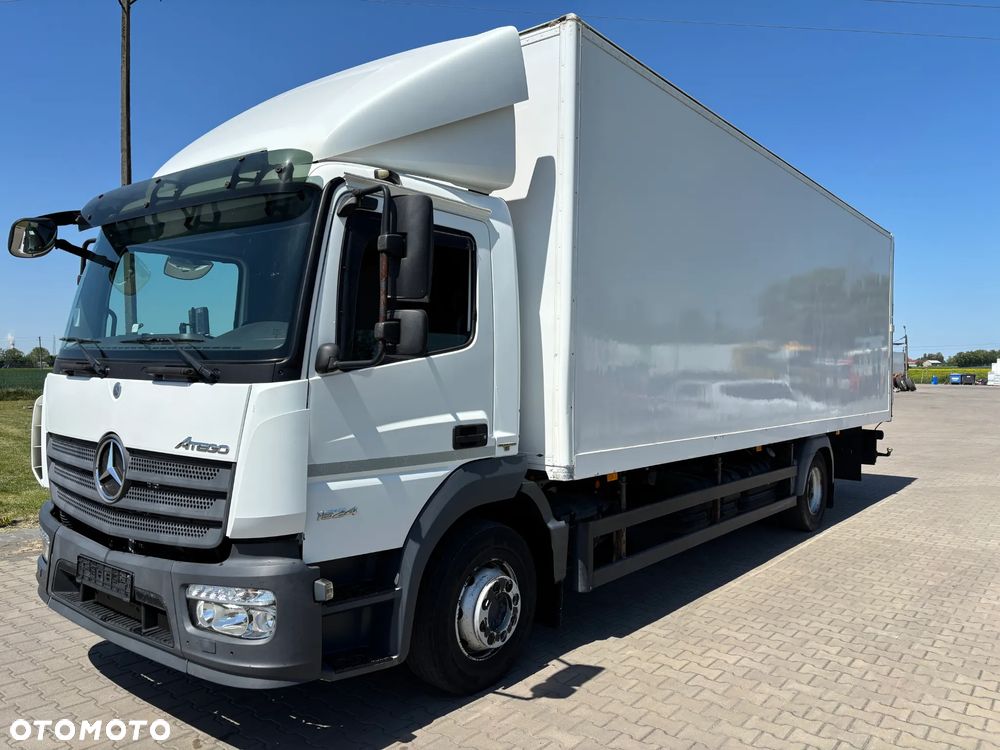 Mercedes-Benz ATEGO 1524  EURO 6 (1527, 1530) kontener z windą , kabina przeedłużana  z łóżkiem składanym - 9