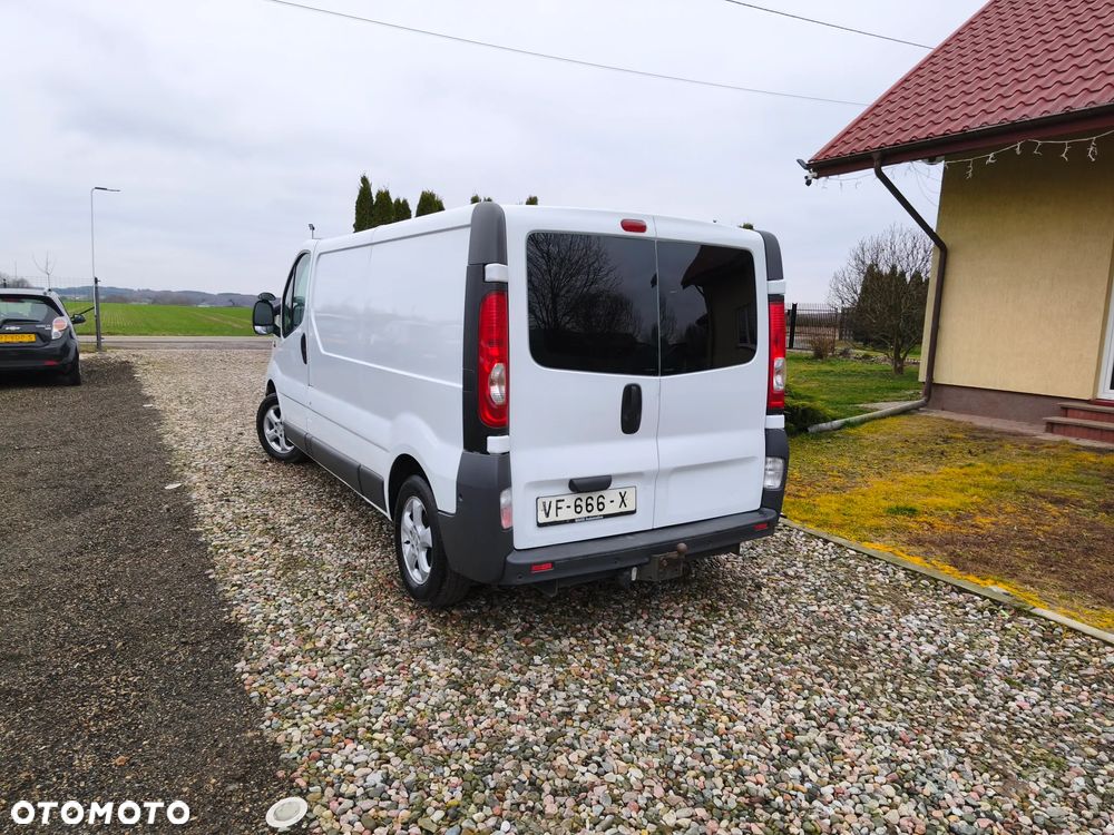 Opel VIVARO - 9