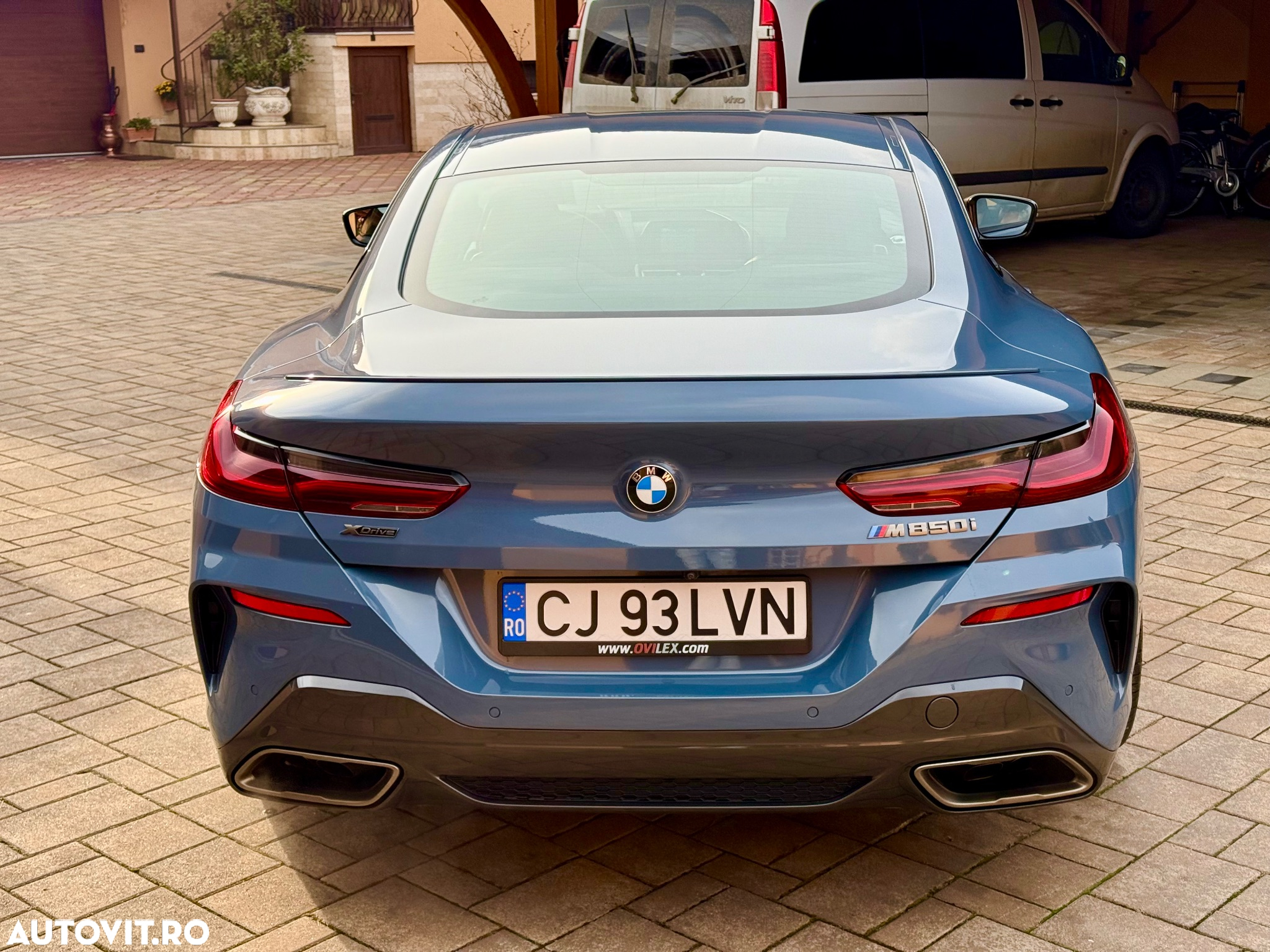 BMW M8 M850i xDrive AT - 5