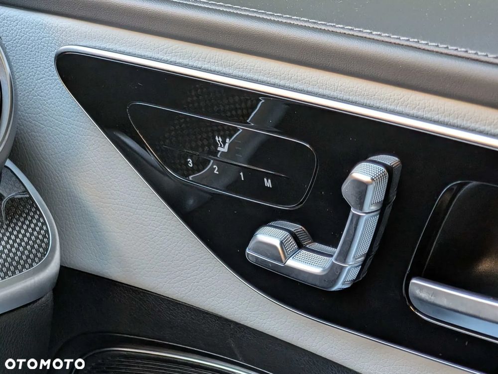 Mercedes-Benz Klasa C 220 d mHEV 4-Matic AMG - 18