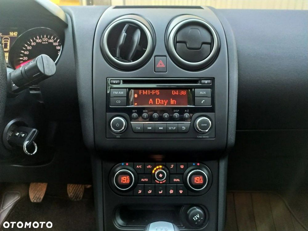 Nissan Qashqai 1.6 Acenta - 19