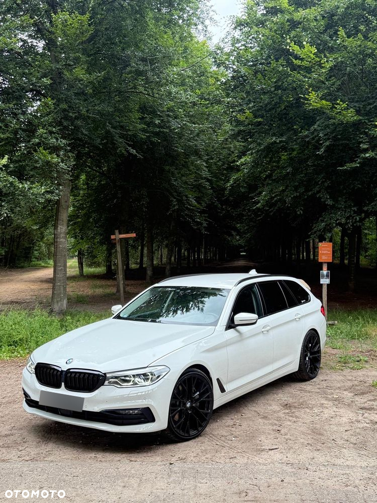BMW Seria 5 540d xDrive Sport Line sport - 33