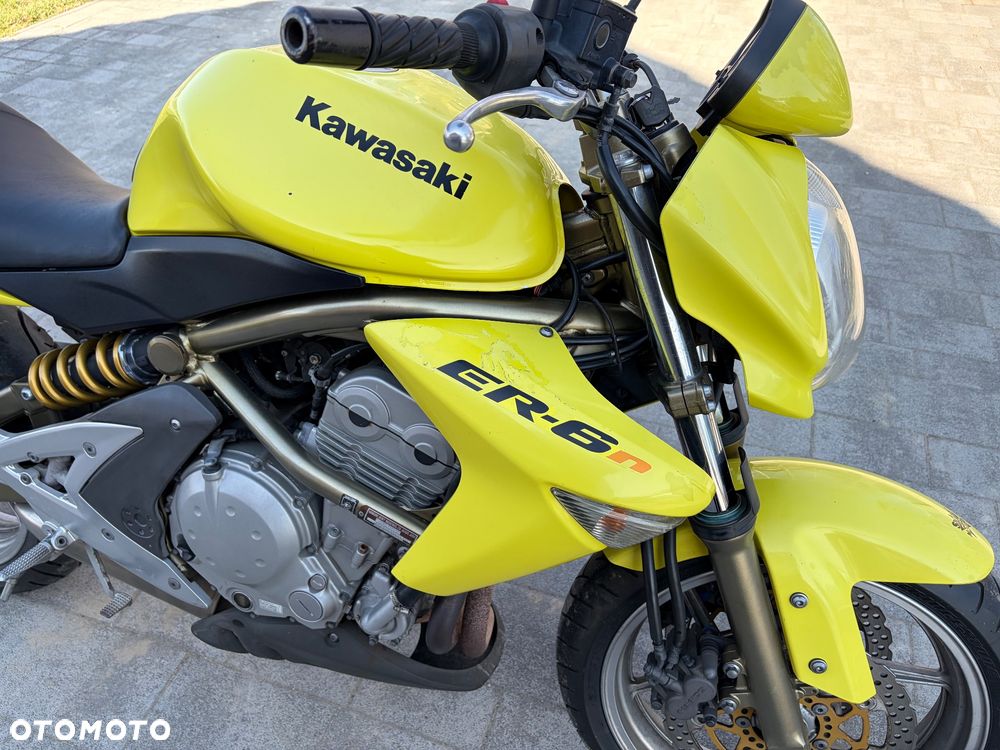 Kawasaki ER - 20