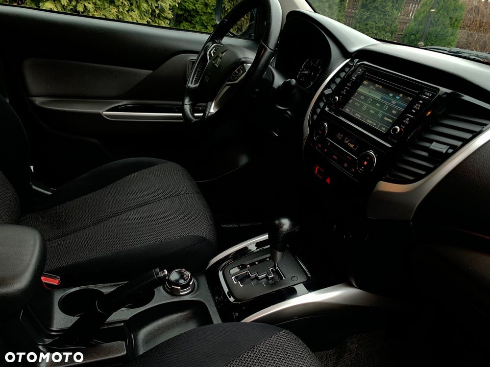 Mitsubishi L200 2.4 d DC Instyle Premiere Edition - 7