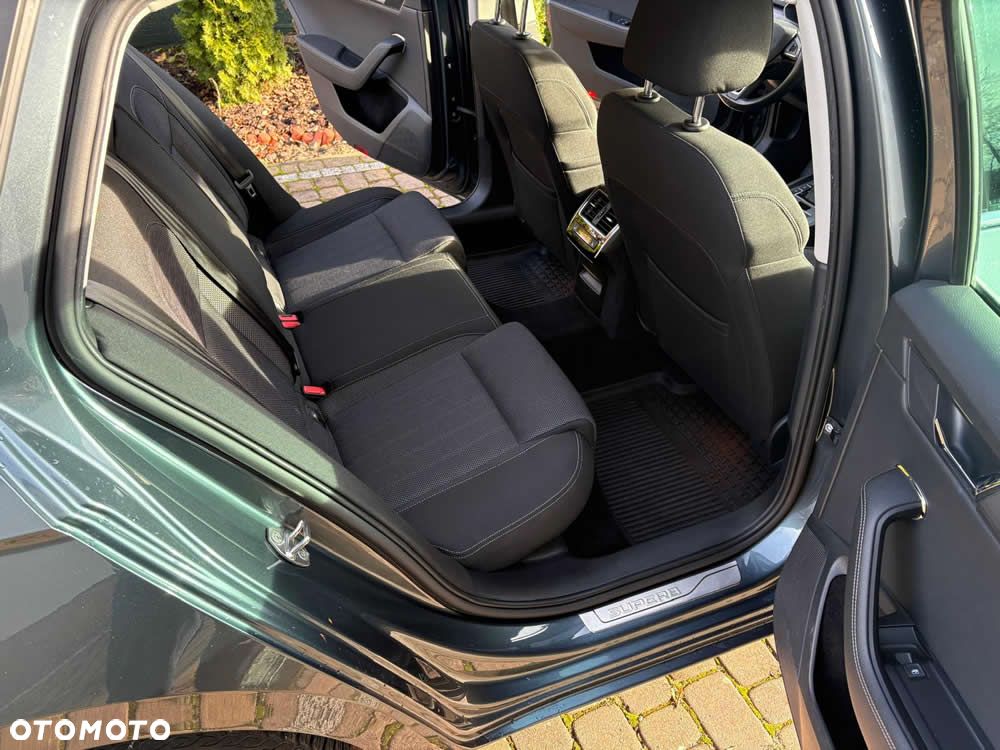 Skoda Superb 1.4 TSI Plug-In Hybrid Style DSG - 19