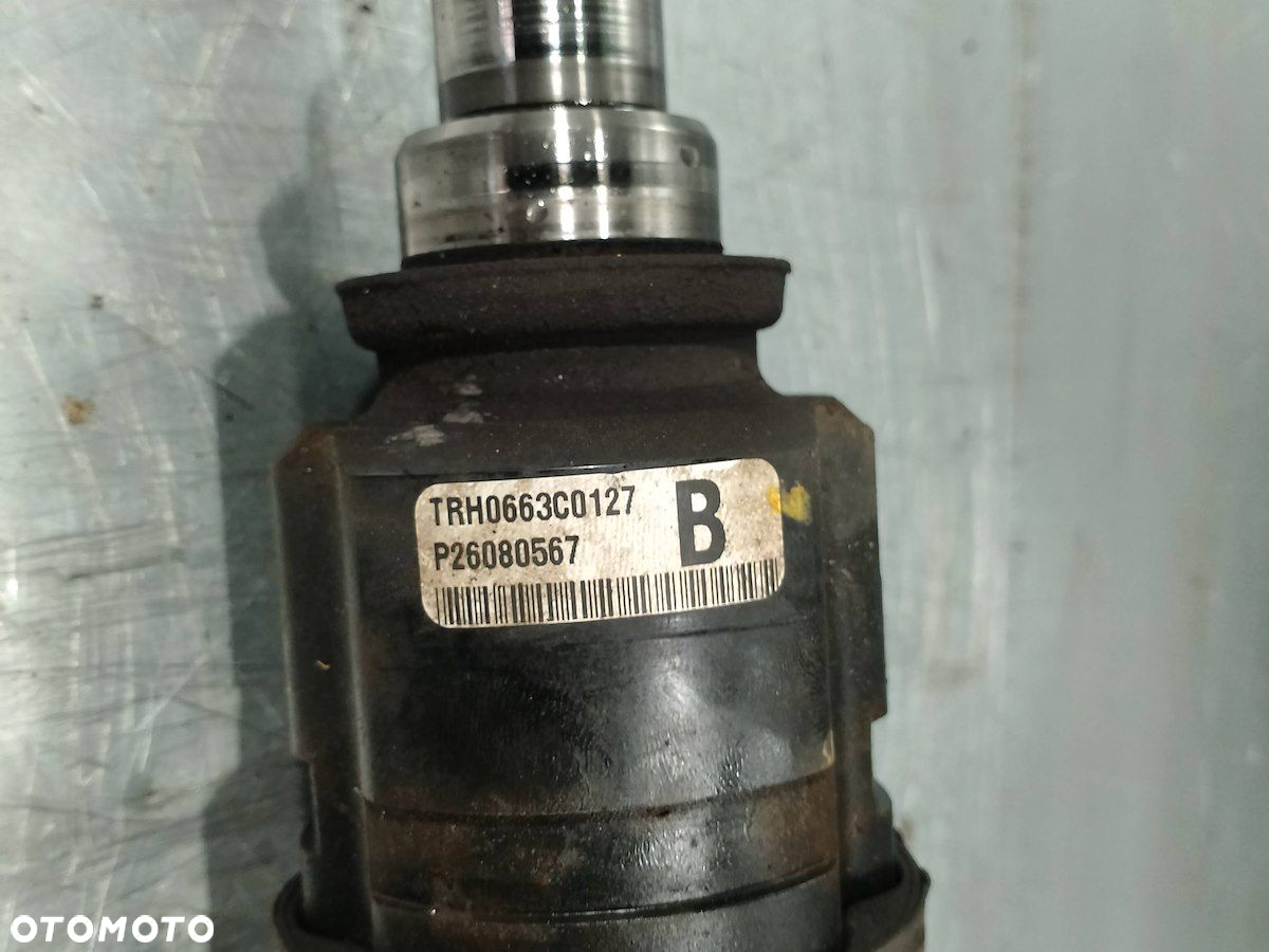 PÓŁOŚ PRAWA PRZÓD TOYOTA YARIS I LIFT 1.0 16V - 2