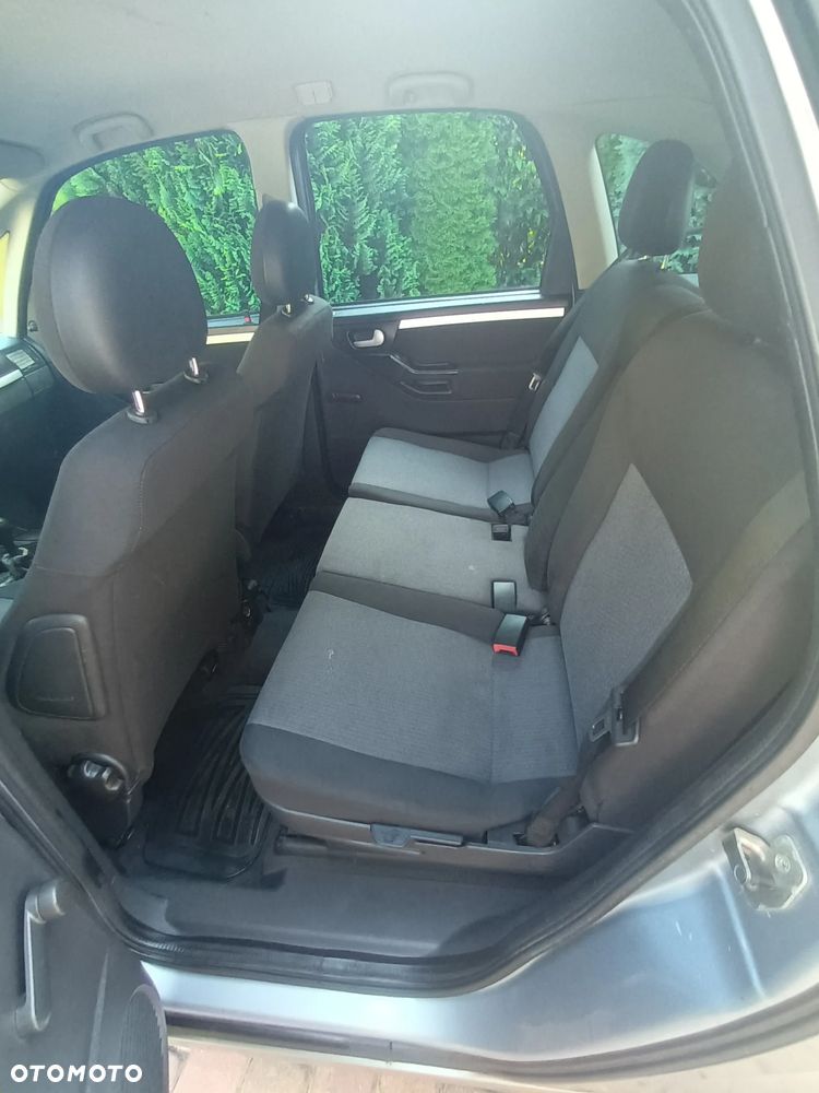 Opel Meriva - 13