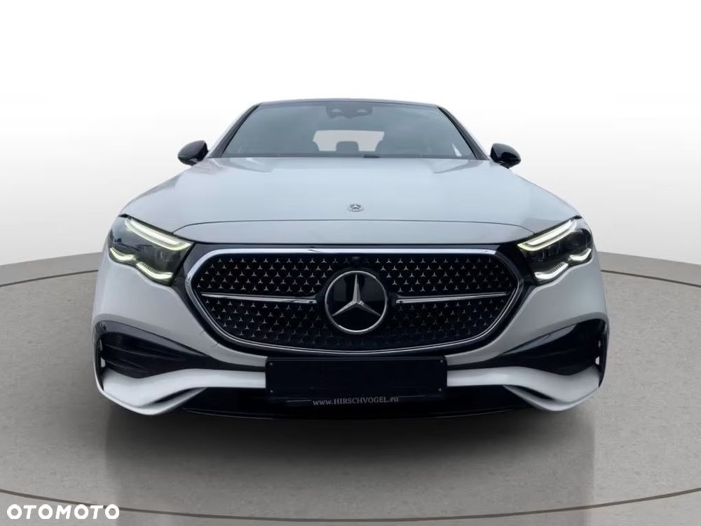 Mercedes-Benz Klasa E 220 d 4Matic 9G-TRONIC - 2