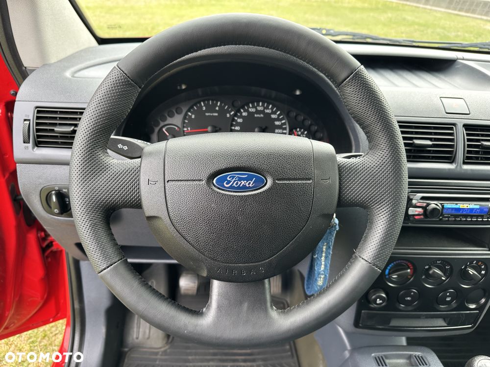 Ford Transit Connect - 15