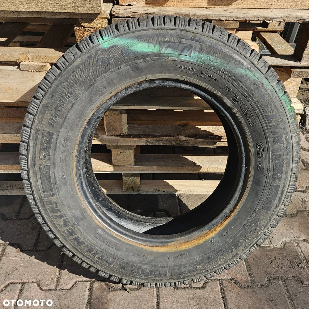 opona 205/75R16C - 1