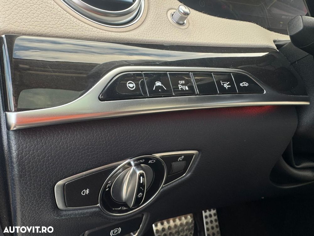 Mercedes-Benz S 63 AMG - 12