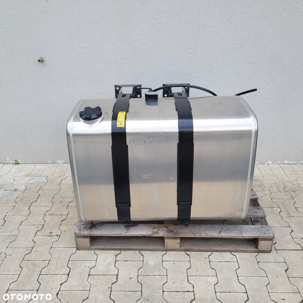 ZBIORNIK PALIWA VOLVO FH4 RENAULT OM 21516447 100X70X70 405L. - 1