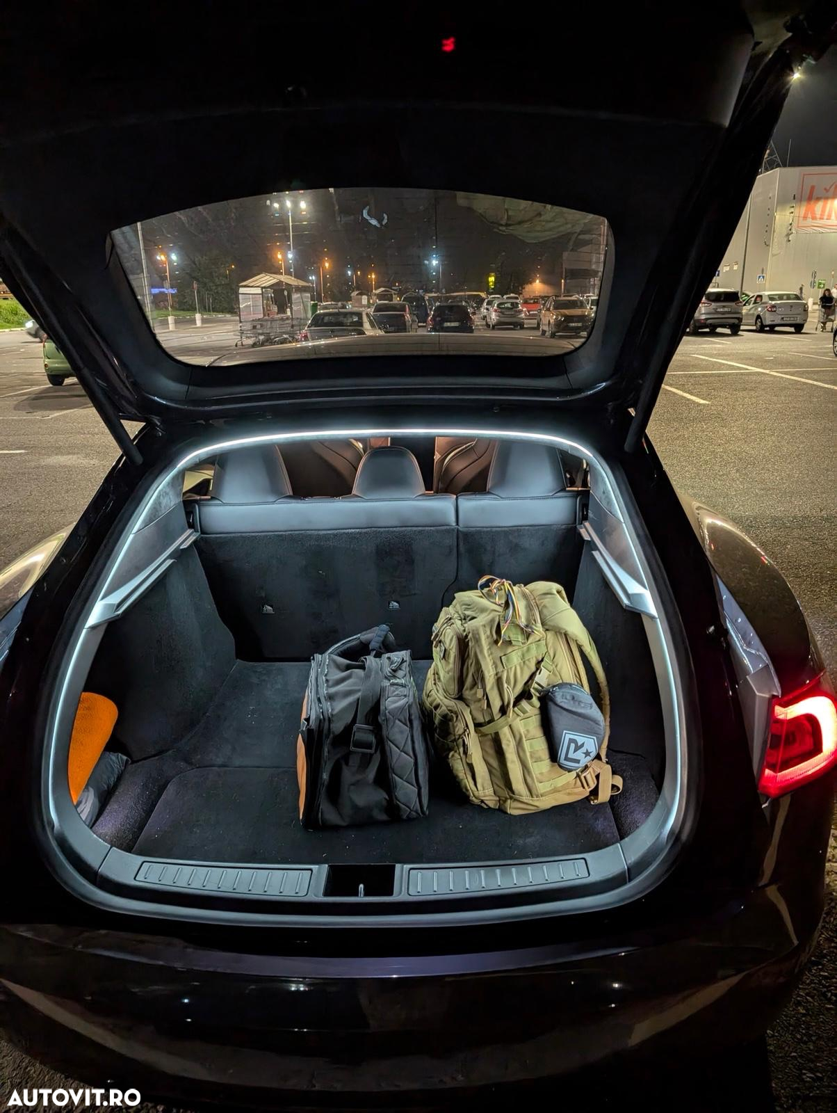Tesla Model S 90D Allradantrieb Performance - 8