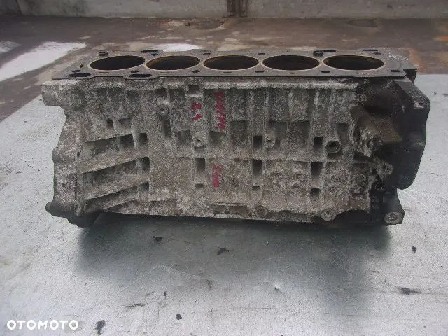 BLOK GOŁY B5254S 2.4 B 20V VOLVO V70 S70 C70 850 - 1