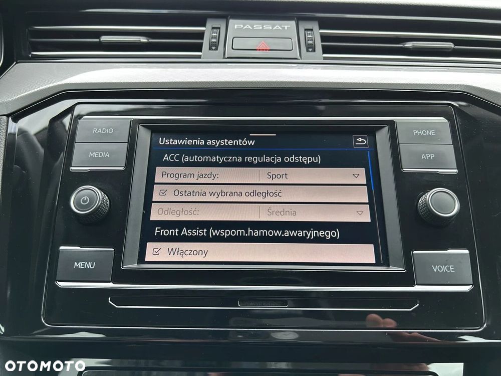 Volkswagen Passat Variant 1.5 TSI EVO Business - 33
