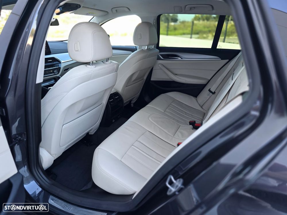 BMW 520 d Pack M Auto - 27