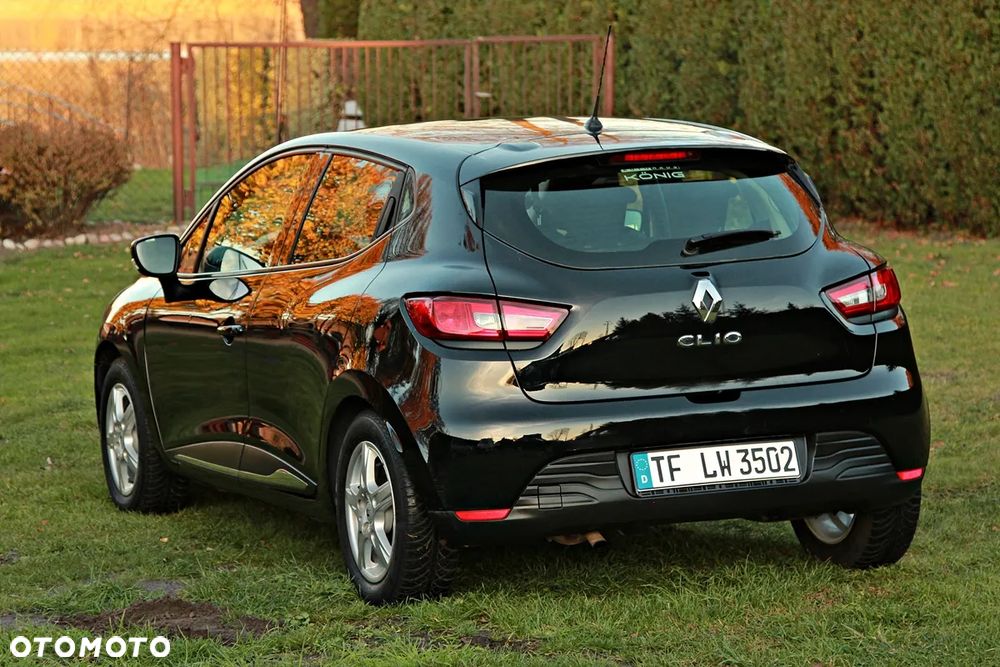 Renault Clio - 6