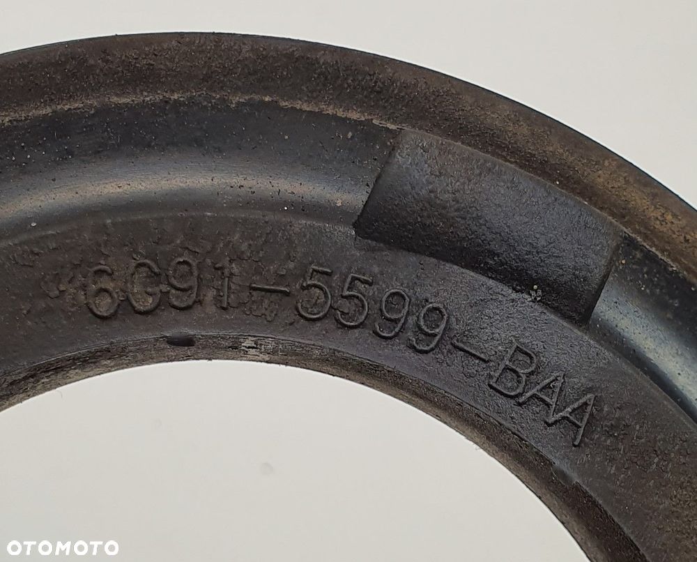 GUMA PODKŁADKA SPRĘŻYNY TYŁ VOLVO V60 I - 4