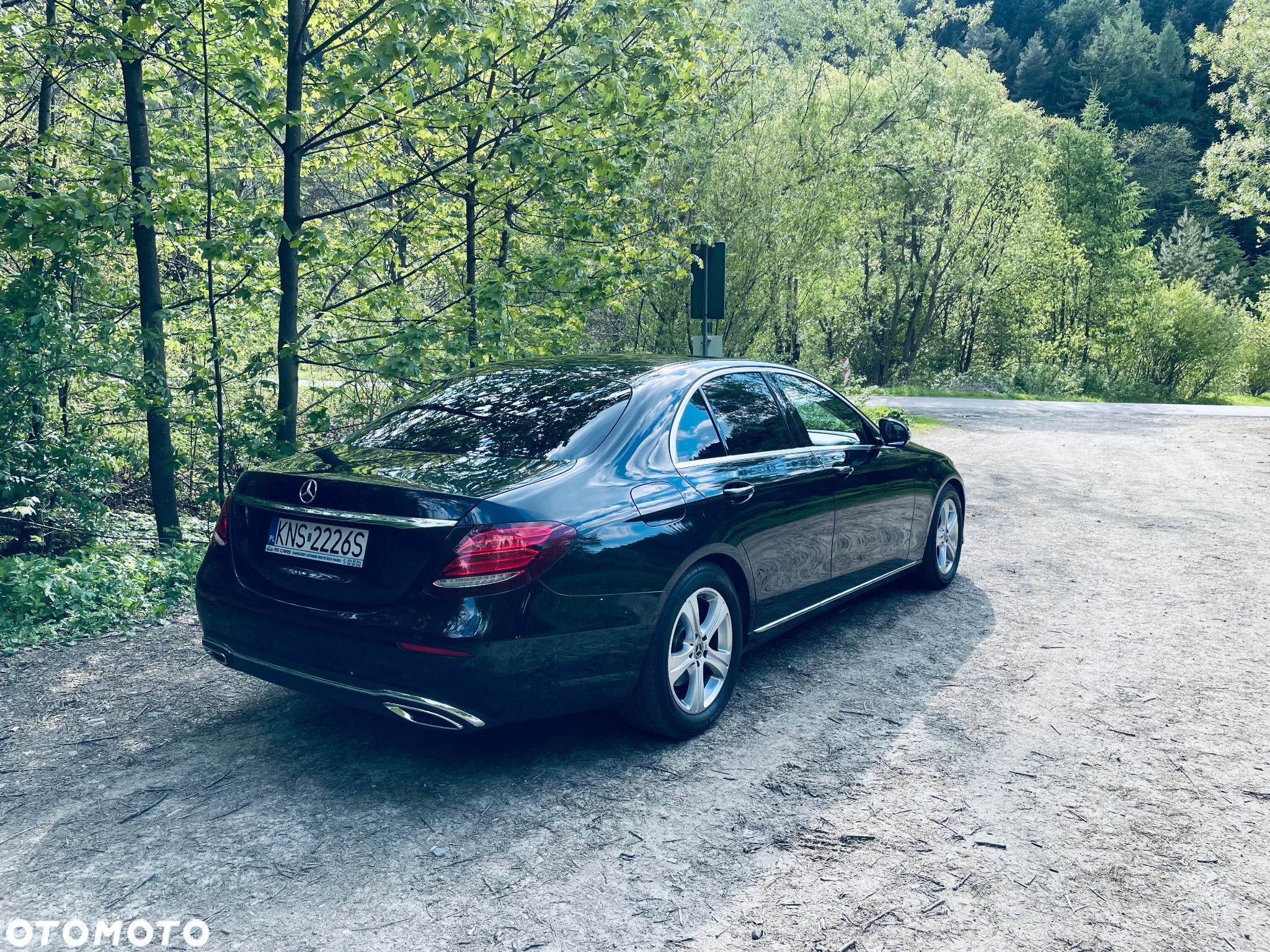 Mercedes-Benz Klasa E 220 d T 9G-TRONIC - 8