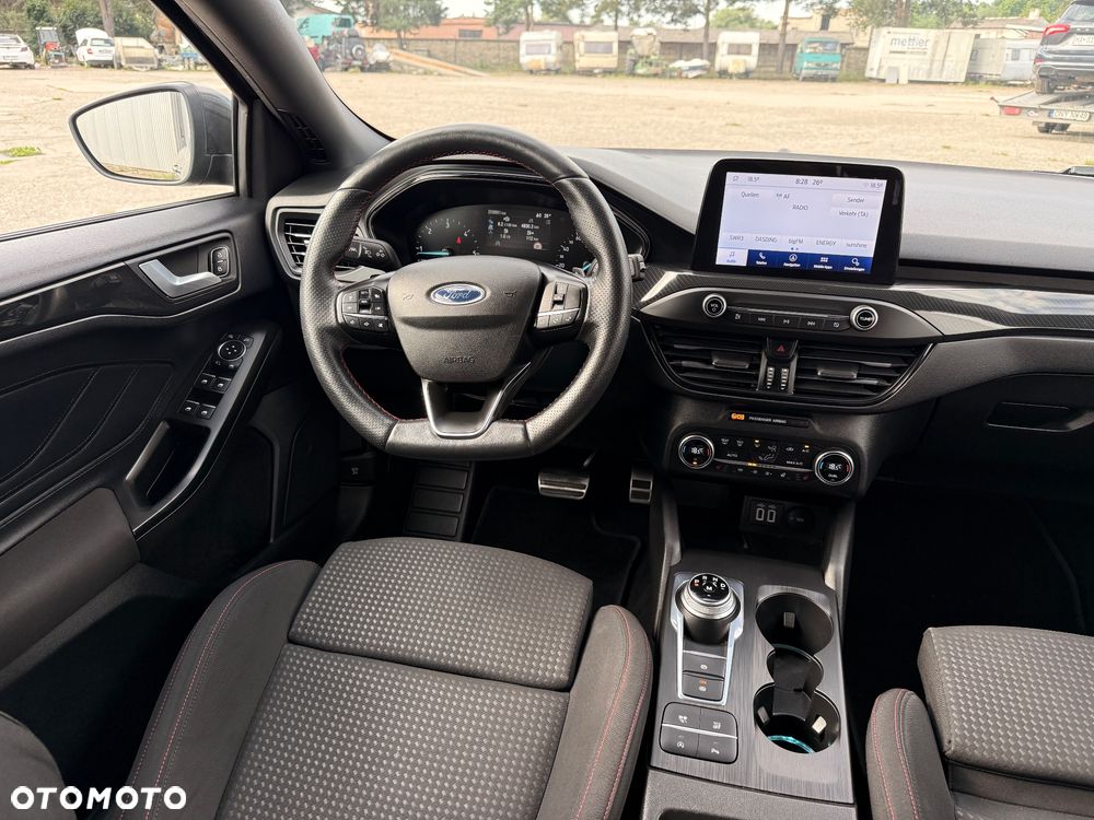 Ford Focus 2.0 EcoBlue ST-Line - 4