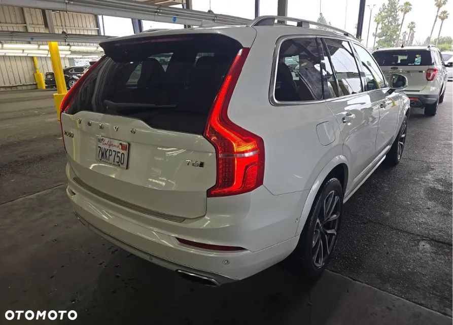 Volvo XC 90 T6 AWD Momentum - 4