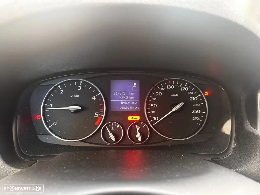 Renault Laguna Grandtour 2.0 DCI de 2010 para peças - 6