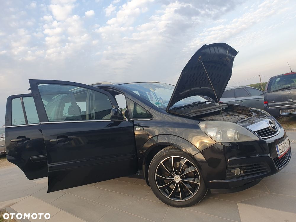Opel Zafira - 3